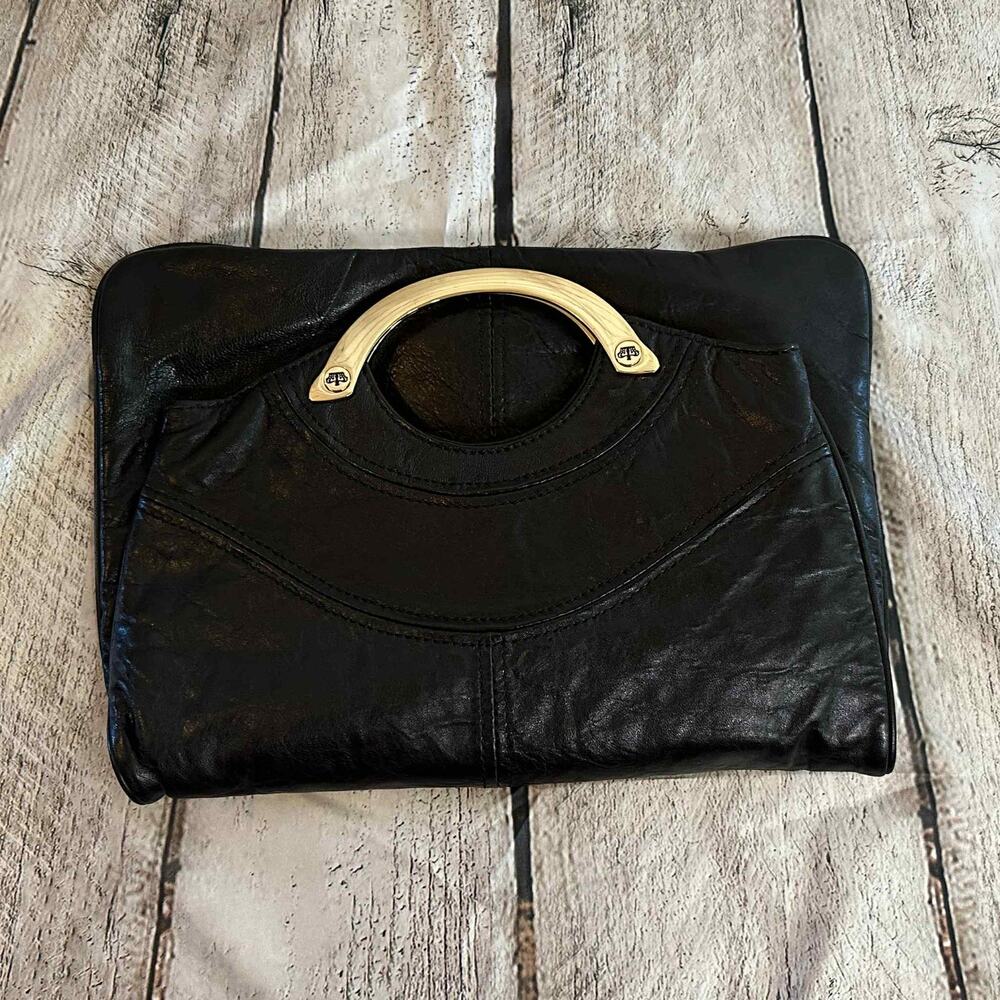 D22 Juicy Couture Black Leather Handbag with Gold Handles, Pre-owned